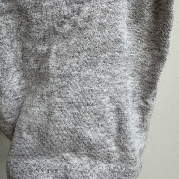 Jumping Beans 2T Girls Gray Elastic Waist Soft Biked Shorts with mild sparkles - Picture 2 of 6